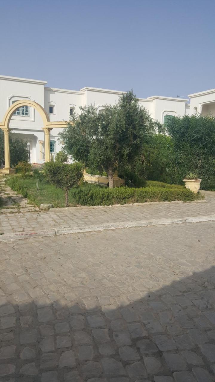 Lallou Hotel Hammamet Exterior photo